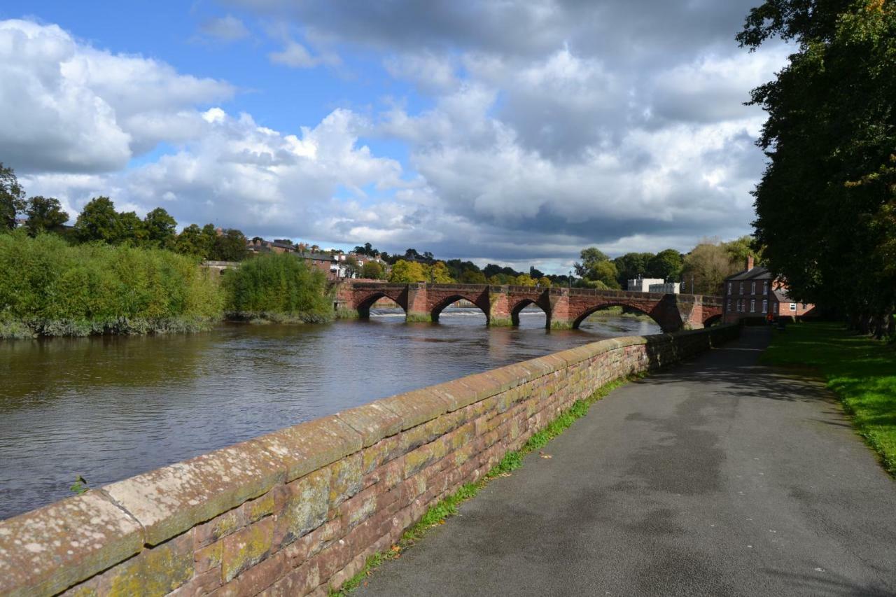 Charming 1 Bed Riverside Apartment Chester Exteriér fotografie